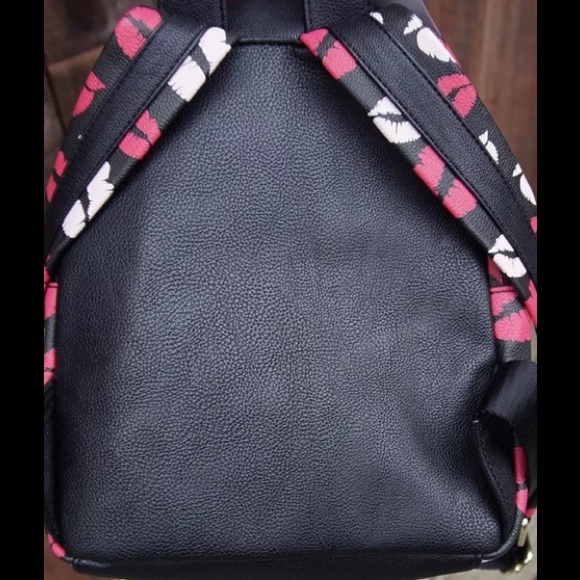 Betsey Johnson 💋Lips Kisses Backpack School Bag - Picture 7 of 8